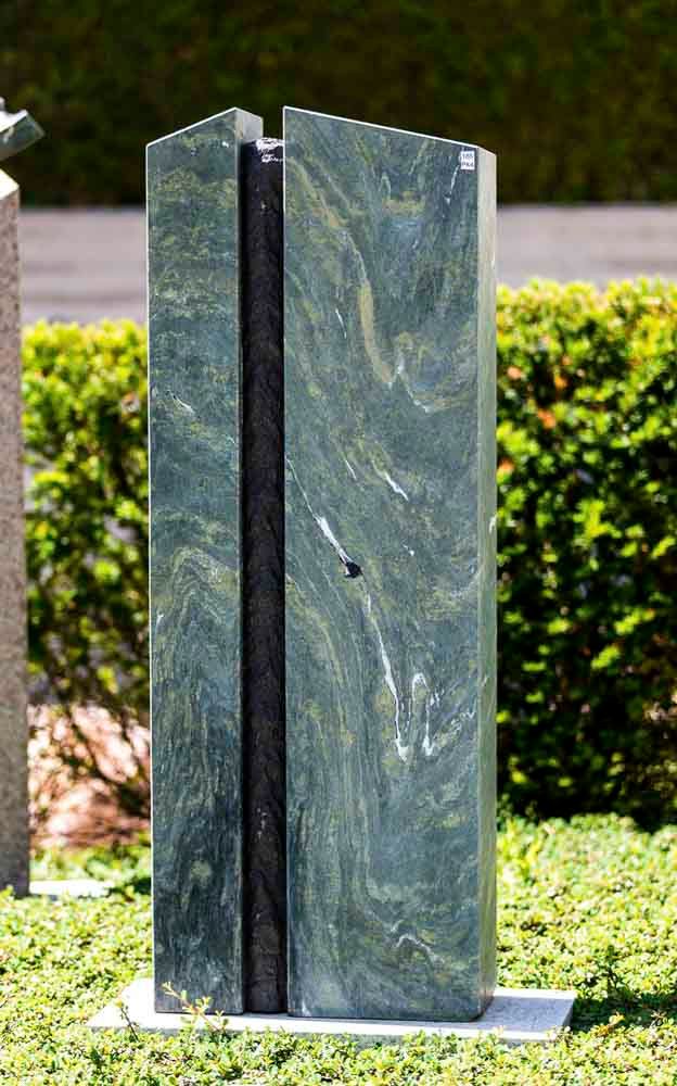 Volz Naturstein Sindelfingen - Grabsteine Referenzen 11